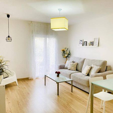 Apartament Betis A La Orilla Del Guadalquivir & Vistas A La Giralda Sewilla Zewnętrze zdjęcie