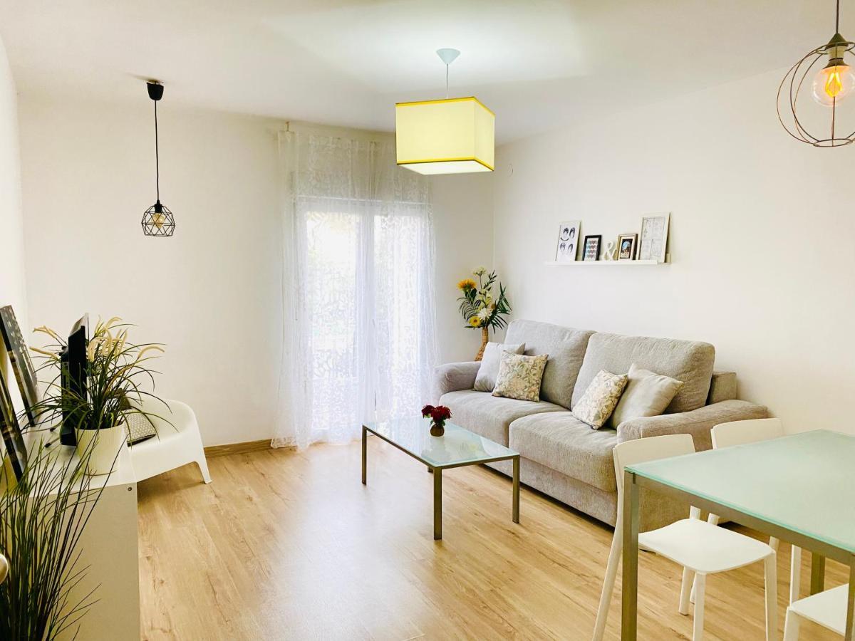 Apartament Betis A La Orilla Del Guadalquivir & Vistas A La Giralda Sewilla Zewnętrze zdjęcie