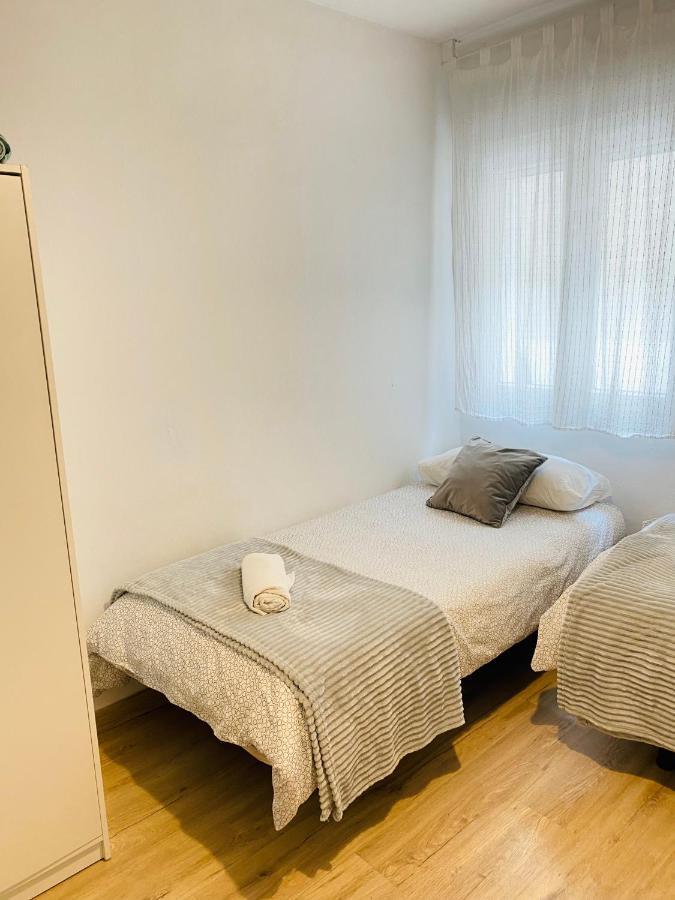 Apartament Betis A La Orilla Del Guadalquivir & Vistas A La Giralda Sewilla Zewnętrze zdjęcie