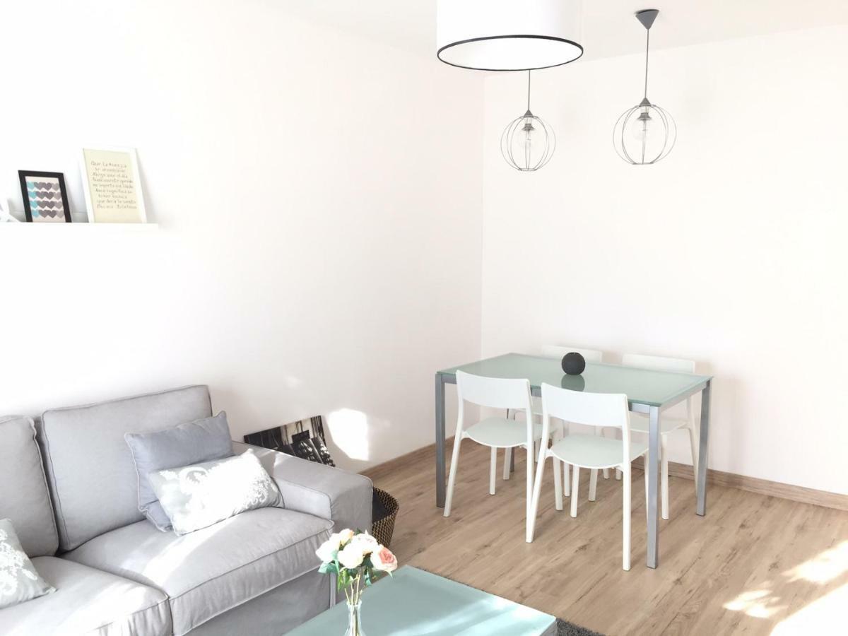 Apartament Betis A La Orilla Del Guadalquivir & Vistas A La Giralda Sewilla Zewnętrze zdjęcie