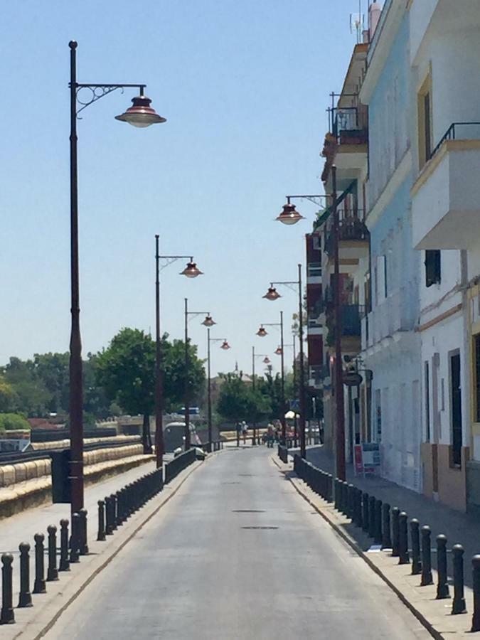 Apartament Betis A La Orilla Del Guadalquivir & Vistas A La Giralda Sewilla Zewnętrze zdjęcie